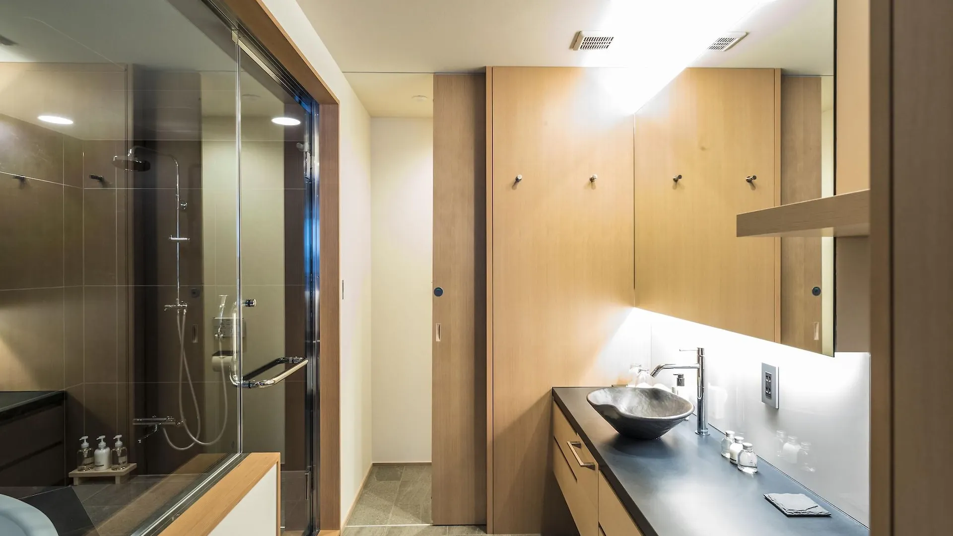 Hotel Villa Sanjomuromachi Kyoto