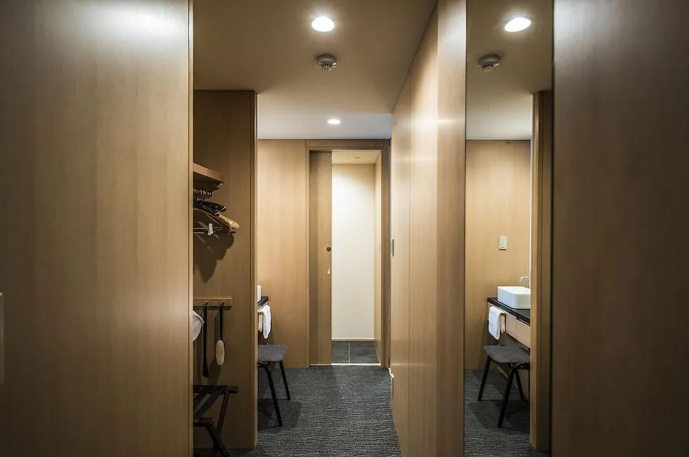 Villa Sanjomuromachi Kyoto Hotel